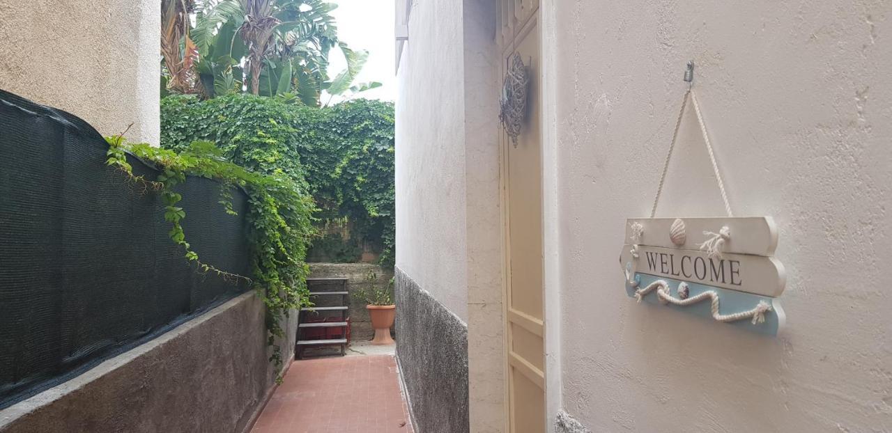 Casa Capri Giardini Naxos Exterior foto