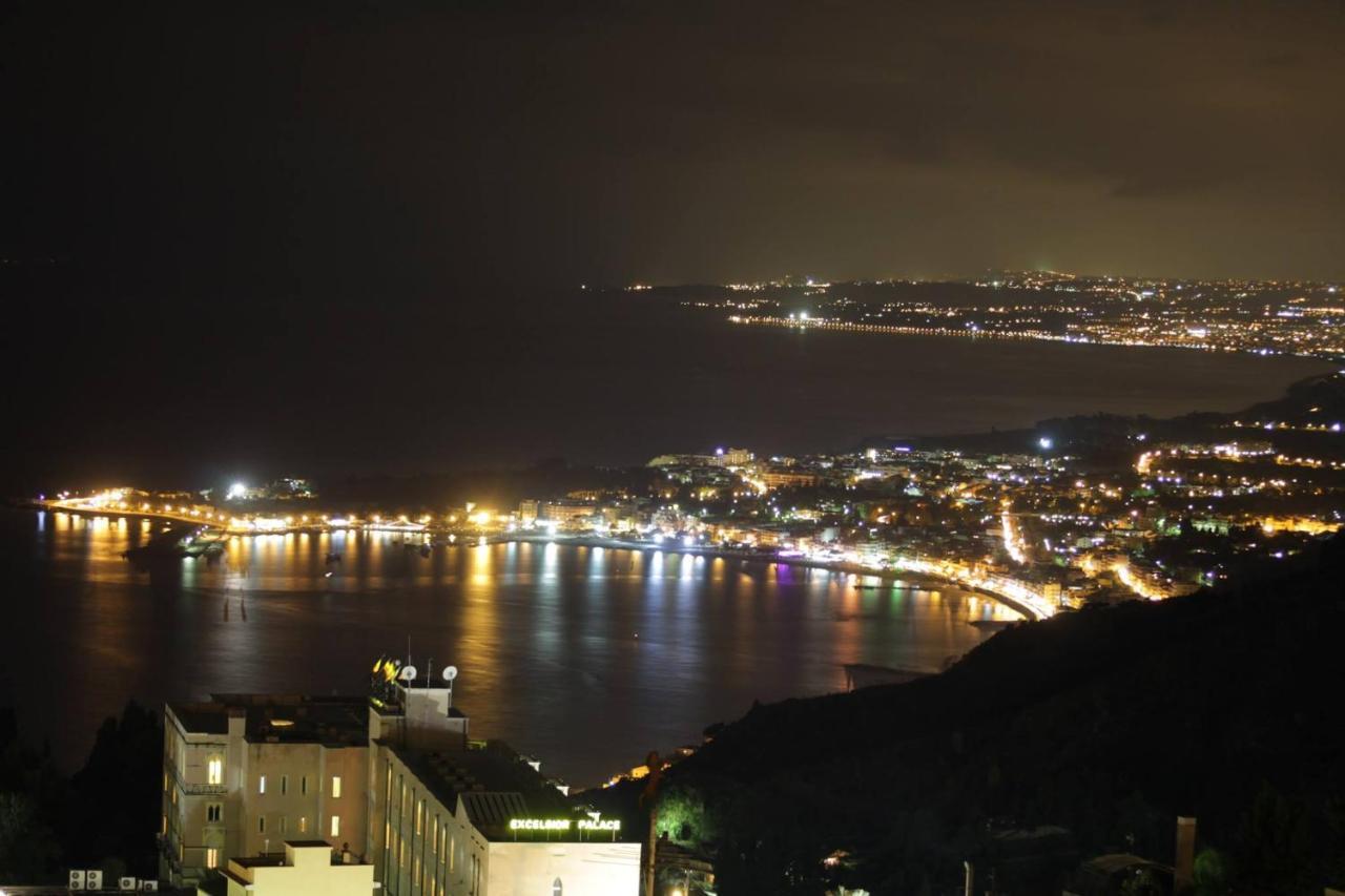 Casa Capri Giardini Naxos Exterior foto
