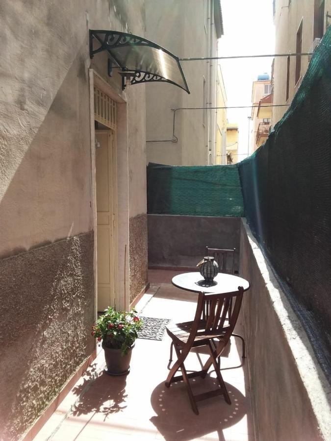 Casa Capri Giardini Naxos Exterior foto